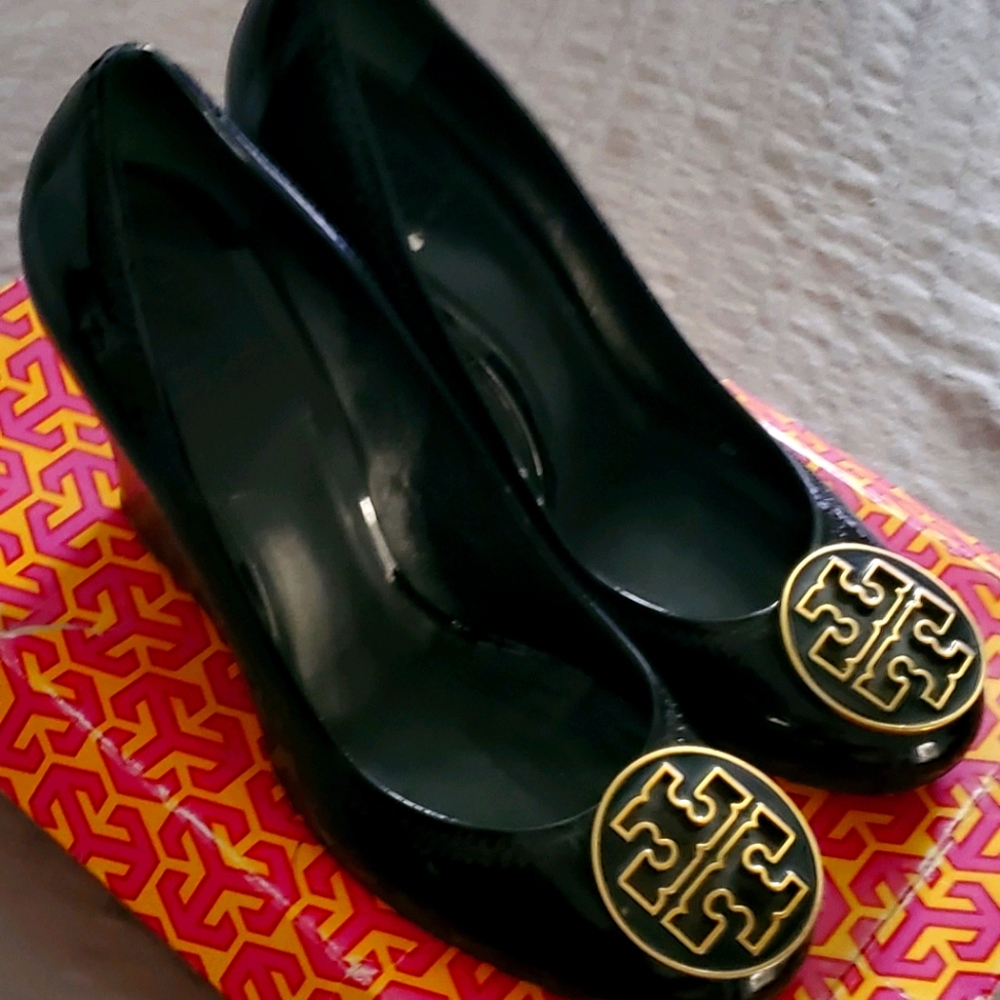 Tory Burch Wedge Patent Leather Shoes